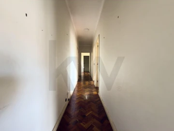 Apartamento T4 para Venda em Ponta Delgada (São José)