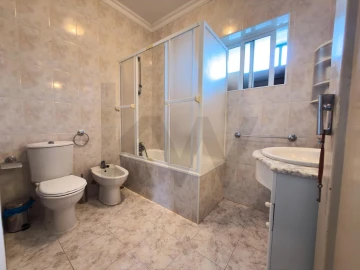 Apartamento T4 para Venda em Ponta Delgada (São José)