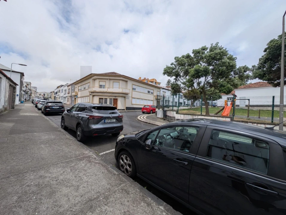 Apartamento T4 para Venda em Ponta Delgada (São José) Foto 14