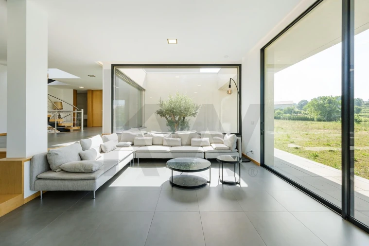 Moradia T4 para Venda em Vilela Foto 10