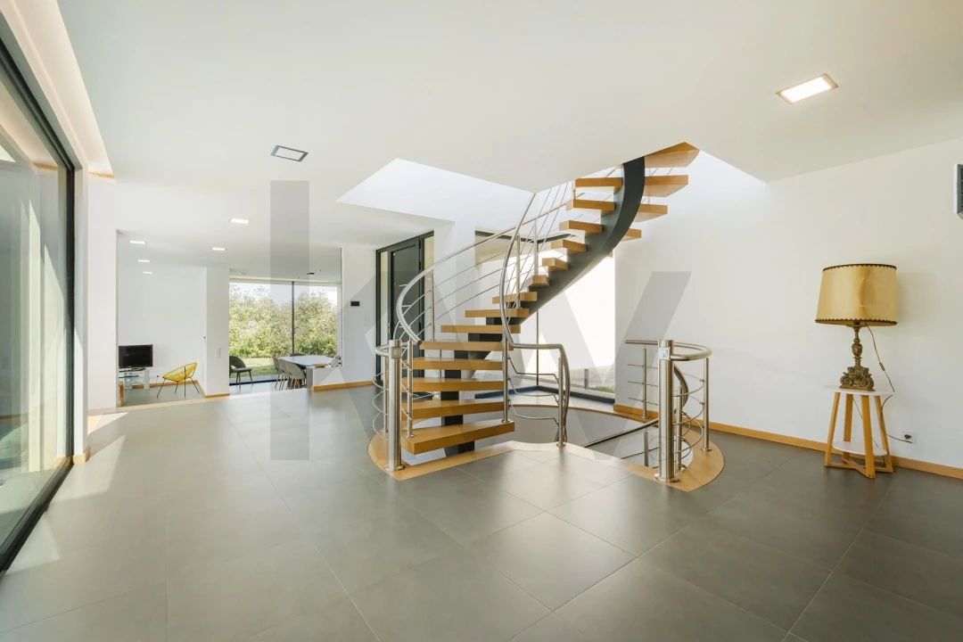 Moradia T4 para Venda em Vilela Foto 7