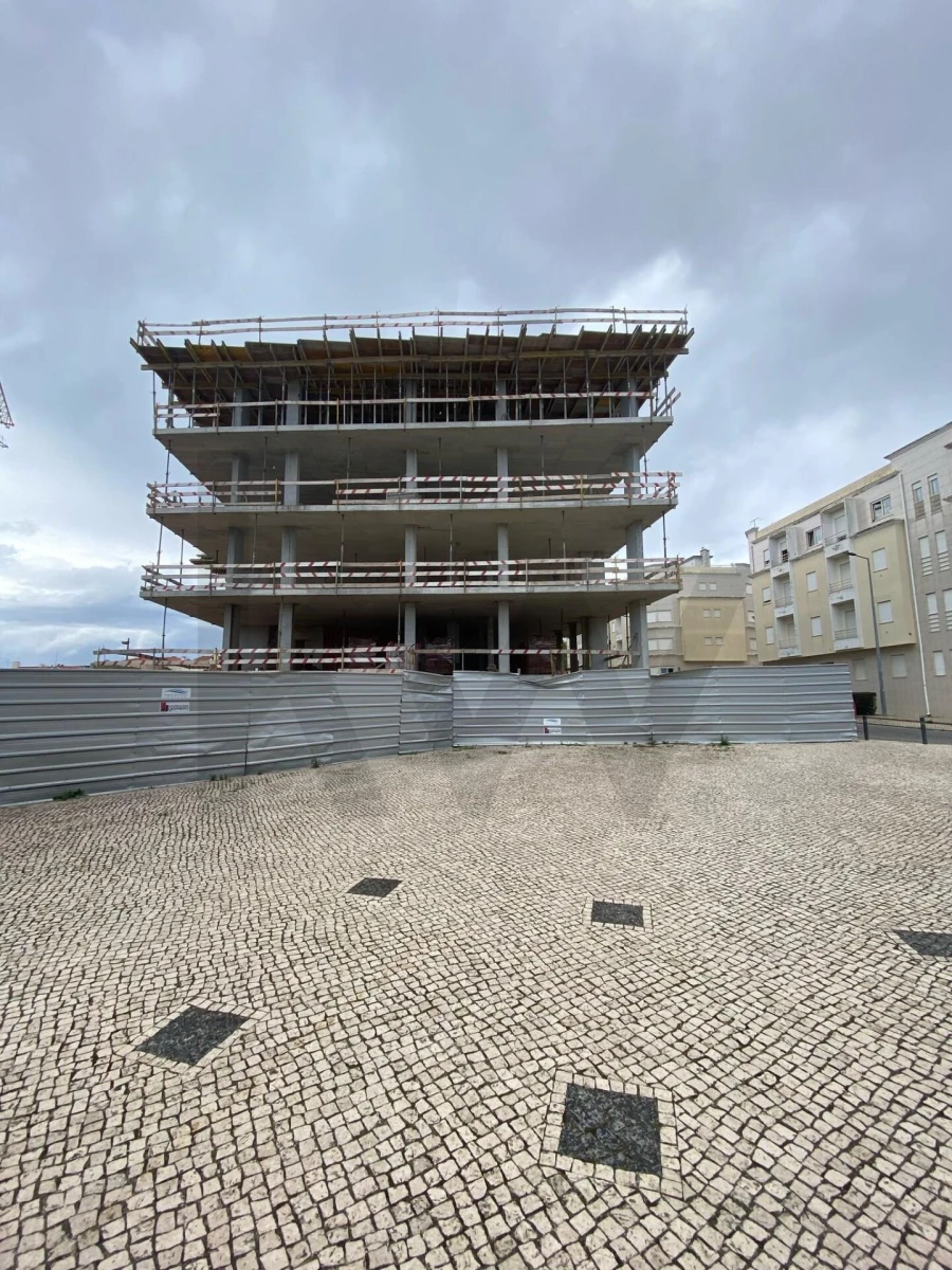 Apartamento T2 para Venda em Nazare Foto 1