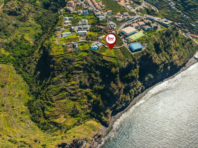 Terreno para Venda em Arco da Calheta Foto 14