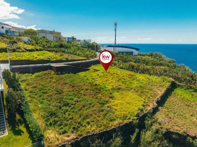 Terreno para Venda em Arco da Calheta Foto 19