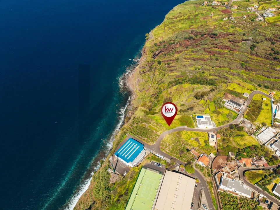 Terreno para Venda em Arco da Calheta Foto 24