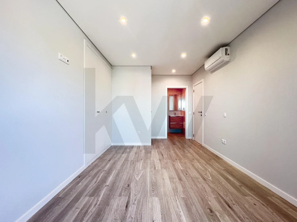 Apartamento T3 para Venda em Montenegro Foto 13