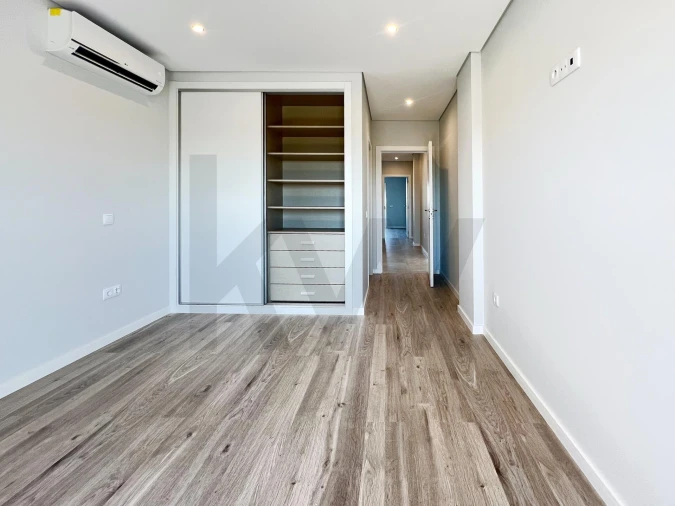 Apartamento T3 para Venda em Montenegro Foto 12