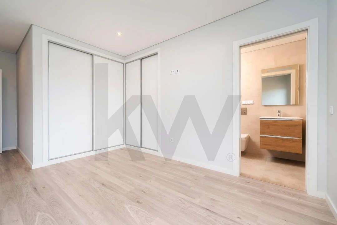 Apartamento T3 para Venda em Montenegro Foto 14
