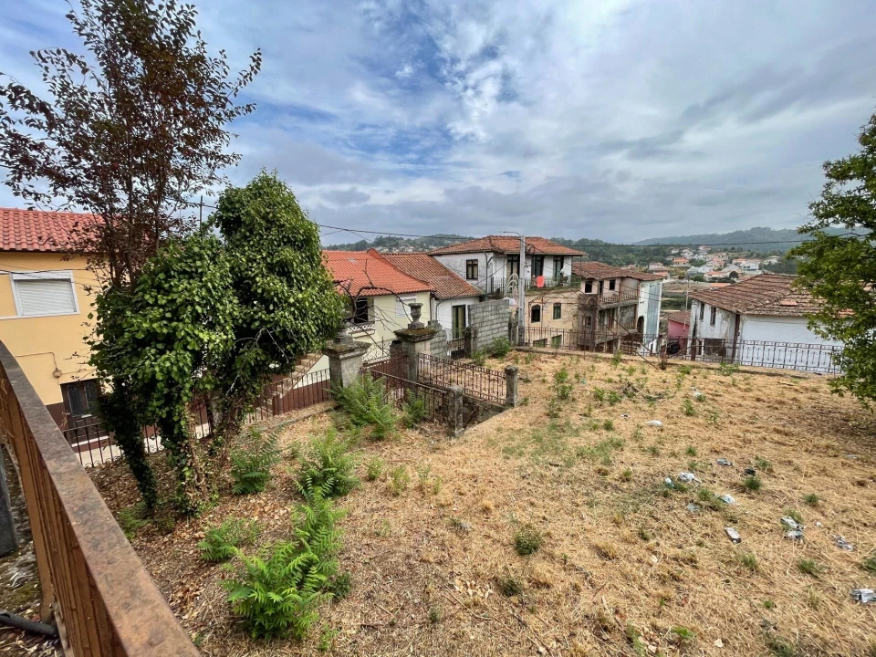 Moradia T5 para Venda em Arco de Baúlhe e Vila Nune Foto 19