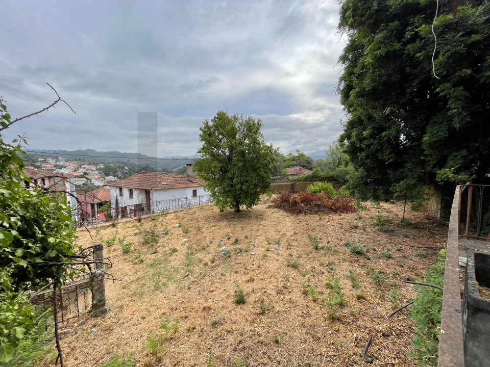 Moradia T5 para Venda em Arco de Baúlhe e Vila Nune Foto 18