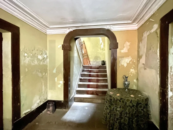 Moradia T5 para Venda em Arco de Baúlhe e Vila Nune Foto 9