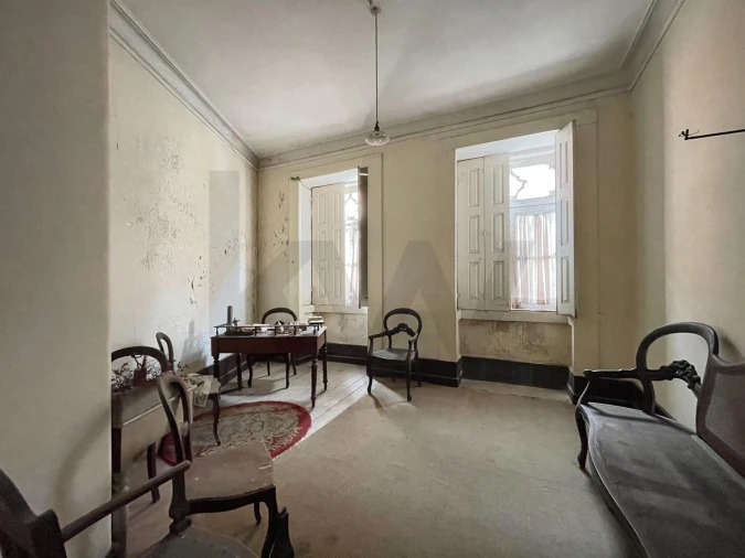 Moradia T5 para Venda em Arco de Baúlhe e Vila Nune Foto 14