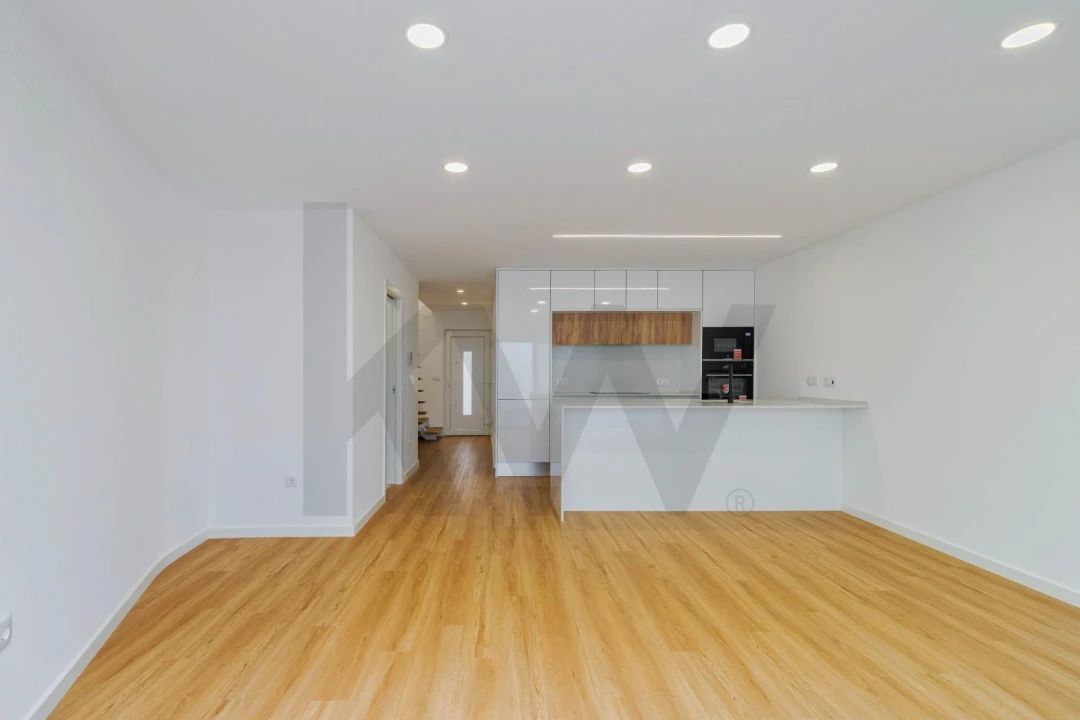 Moradia T3 para Venda em Almada, Cova da Piedade, Pragal e Cacilhas Foto 14