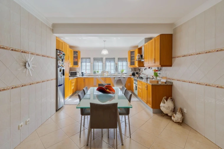 Moradia T4 para Venda em Santo Andre Foto 12