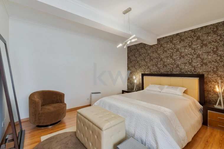 Moradia T4 para Venda em Santo Andre Foto 19