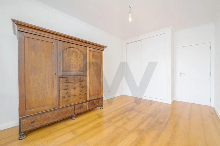 Moradia T3 para Venda em Caniço Foto 29