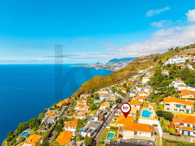 Moradia T3 para Venda em Caniço Foto 6