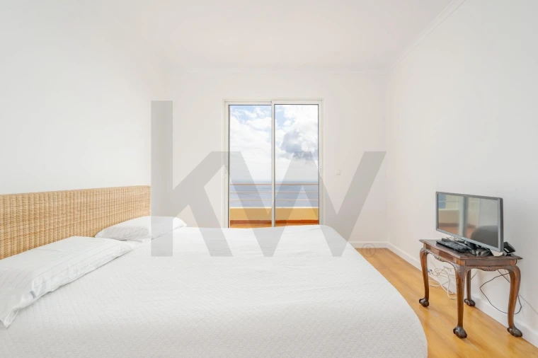 Moradia T3 para Venda em Caniço Foto 36