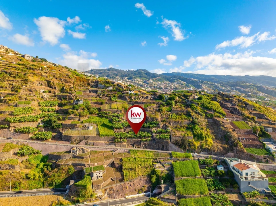 Terreno para Venda em Camara de Lobos Foto 23