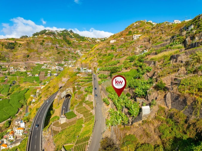 Terreno para Venda em Camara de Lobos Foto 24