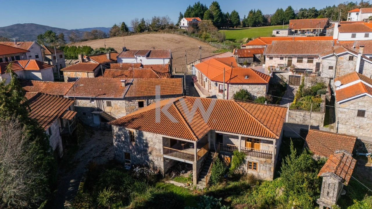 Moradia T3 para Venda em Ruivães e Campos Foto 18