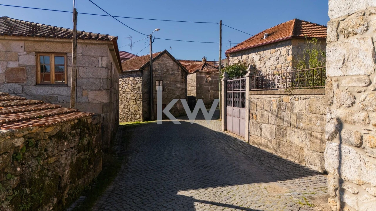 Moradia T3 para Venda em Ruivães e Campos Foto 4