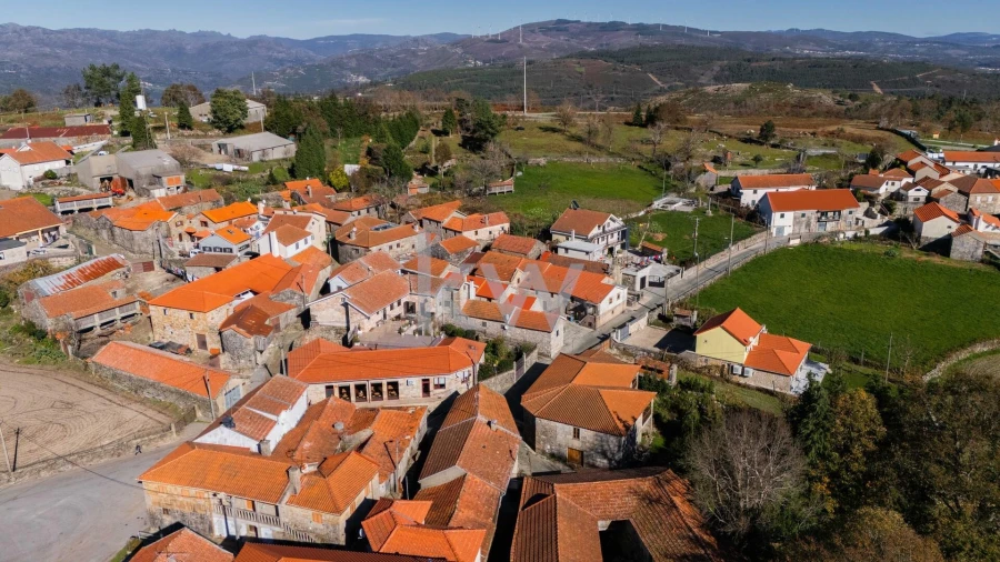 Moradia T3 para Venda em Ruivães e Campos Foto 15