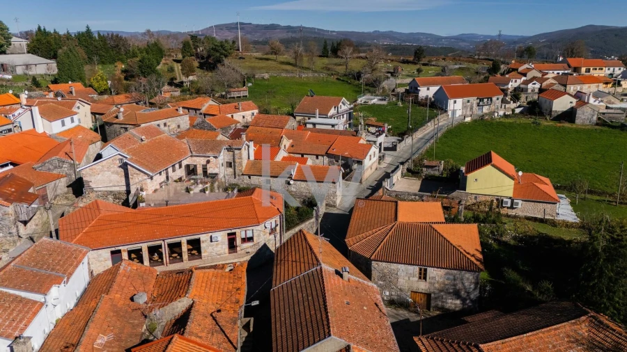 Moradia T3 para Venda em Ruivães e Campos Foto 13