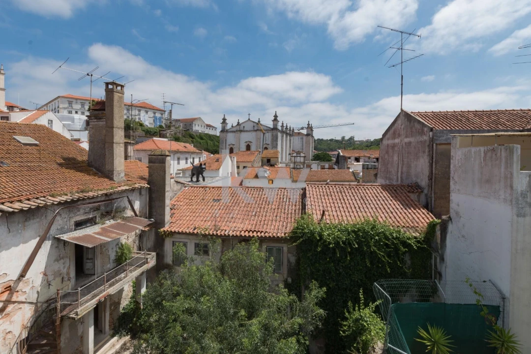 Prédio para Venda em Leiria, Pousos, Barreira e Cortes Foto 14