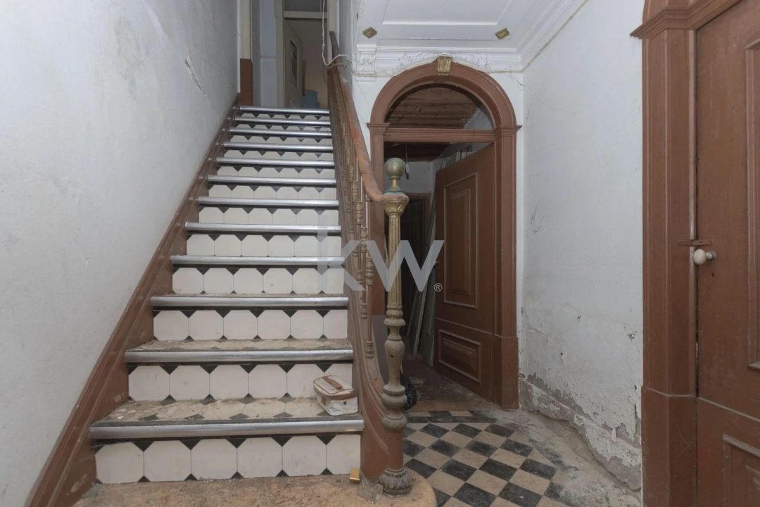 Prédio para Venda em Leiria, Pousos, Barreira e Cortes Foto 9