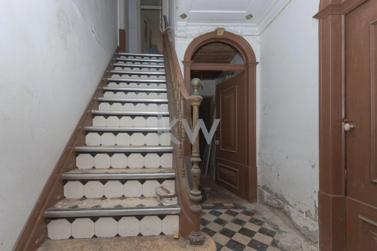 Prédio para Venda em Leiria, Pousos, Barreira e Cortes Foto 9