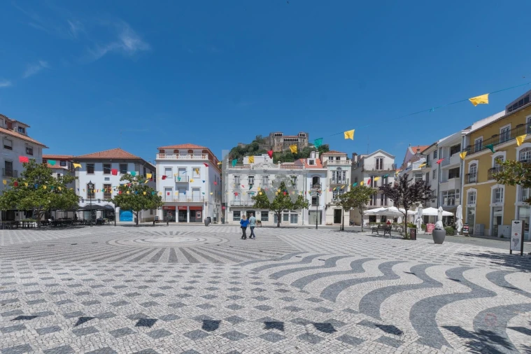 Prédio para Venda em Leiria, Pousos, Barreira e Cortes Foto 19