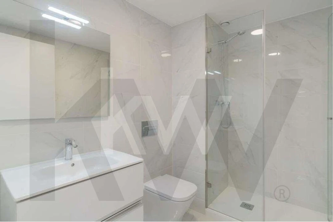 Apartamento T2 para Venda em Avenidas Novas Foto 9