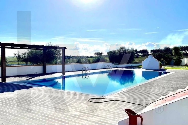 Moradia T7 para Venda em Assunção Foto 3