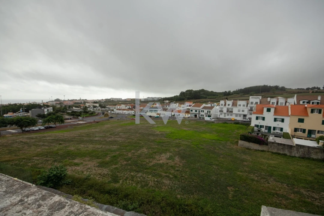 Moradia T3 para Venda em Ponta Delgada (São Pedro) Foto 31