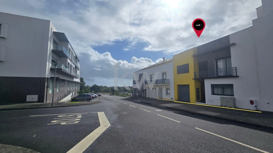 Moradia T3 para Venda em Ponta Delgada (São Pedro) Foto 32