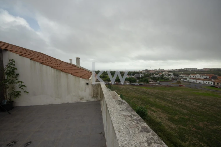 Moradia T3 para Venda em Ponta Delgada (São Pedro) Foto 30