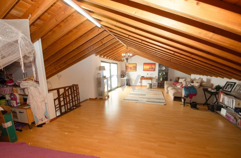 Moradia T3 para Venda em Ponta Delgada (São Pedro) Foto 25