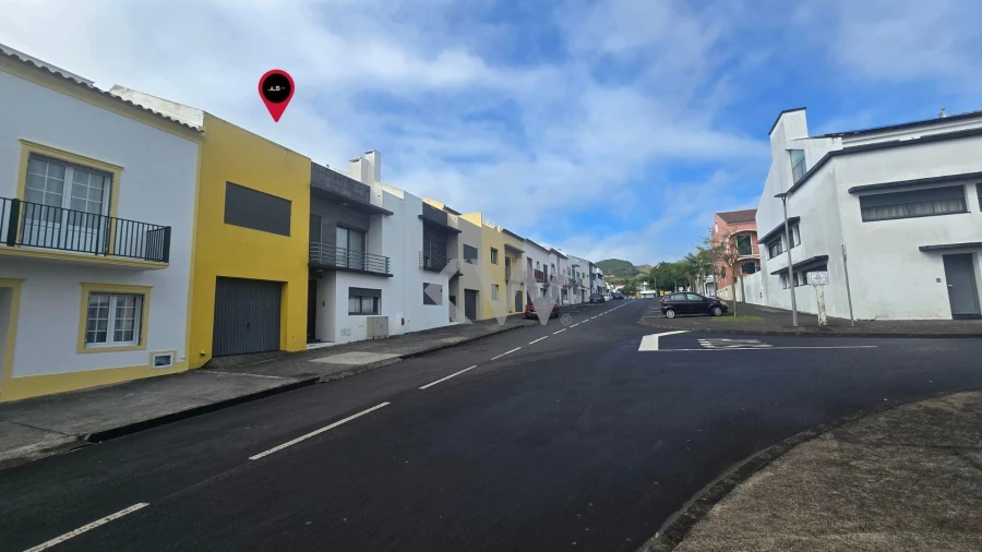 Moradia T3 para Venda em Ponta Delgada (São Pedro) Foto 34