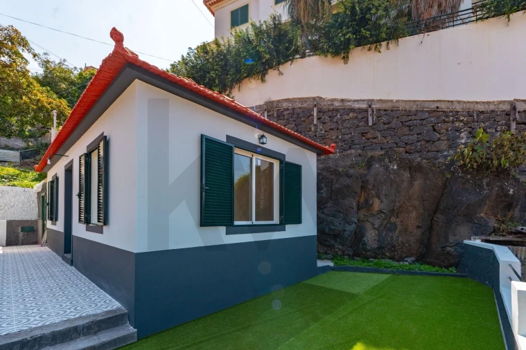 Moradia T2 para Venda em Funchal (Santa Maria Maior) Foto 15