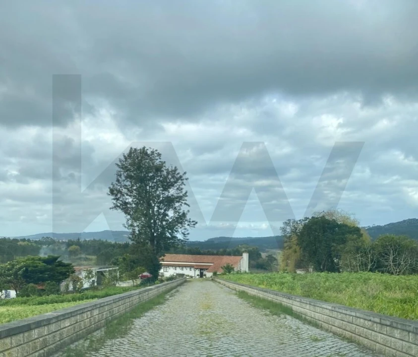 Quinta T4 para Venda em Valado dos Frades Foto 5