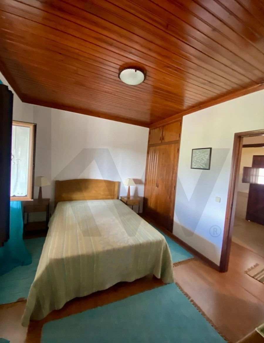 Quinta T4 para Venda em Valado dos Frades Foto 14