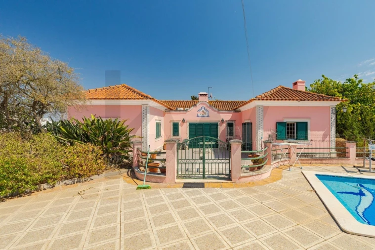 Quinta T5 para Venda em Setubal (São Sebastião) Foto 1