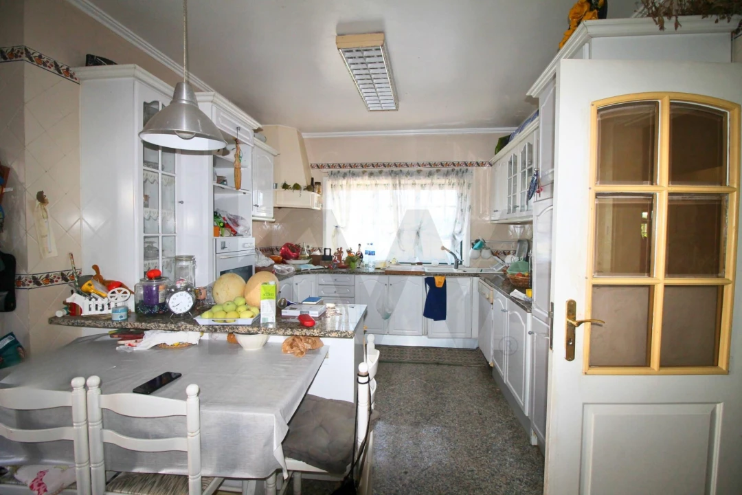 Quarto para Arrendamento em Fernao Ferro Foto 7