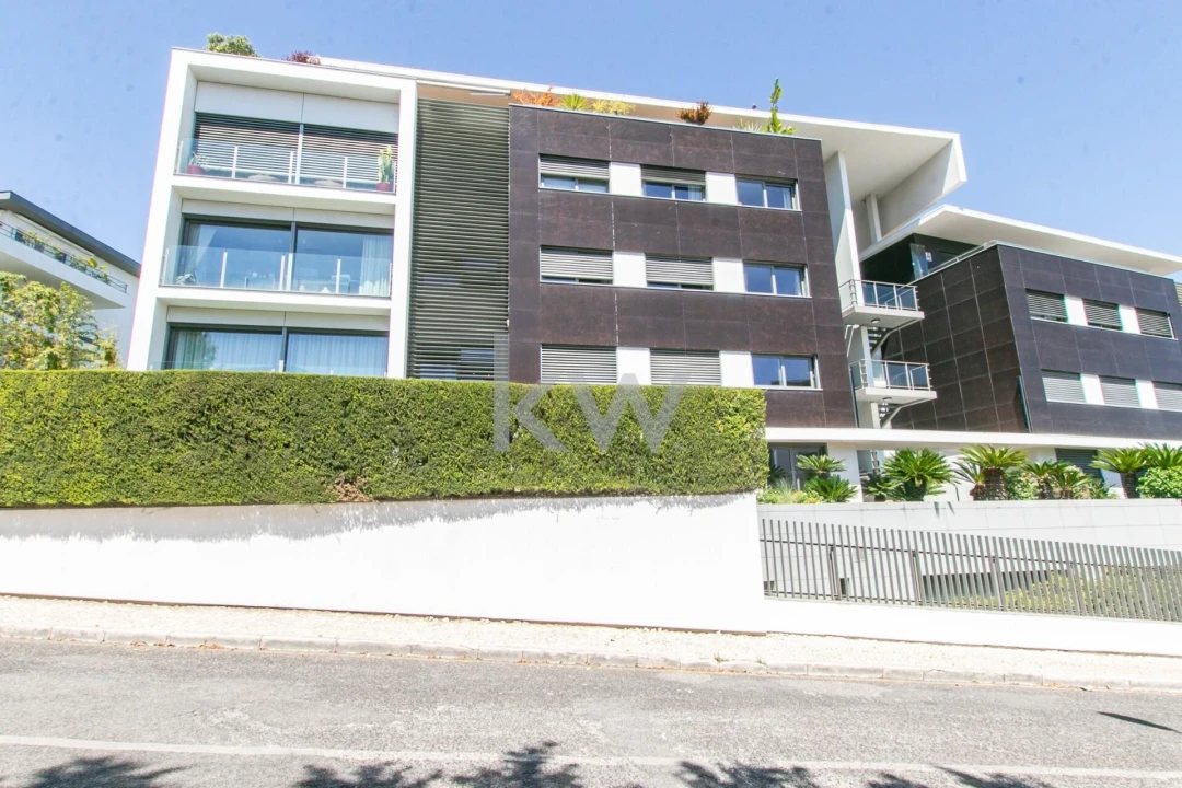 Apartamento T4 para Venda em Cascais e Estoril Foto 1