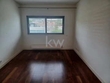 Apartamento T4 para Venda em Cascais e Estoril