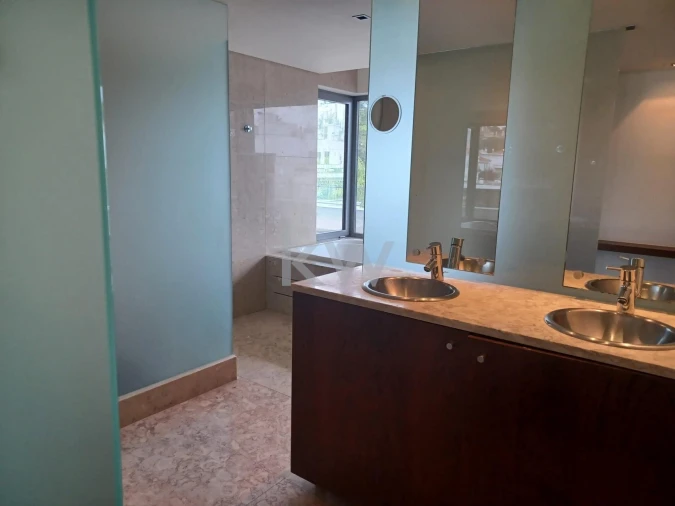 Apartamento T4 para Venda em Cascais e Estoril Foto 30