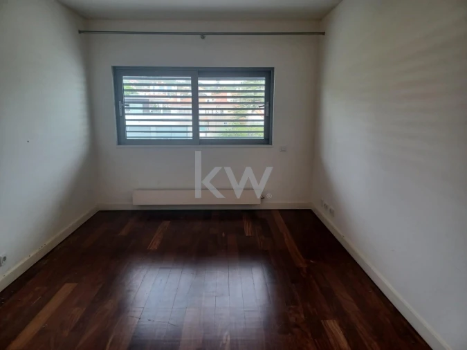 Apartamento T4 para Venda em Cascais e Estoril Foto 14