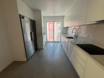 Apartamento T3 para Venda em Arroios
