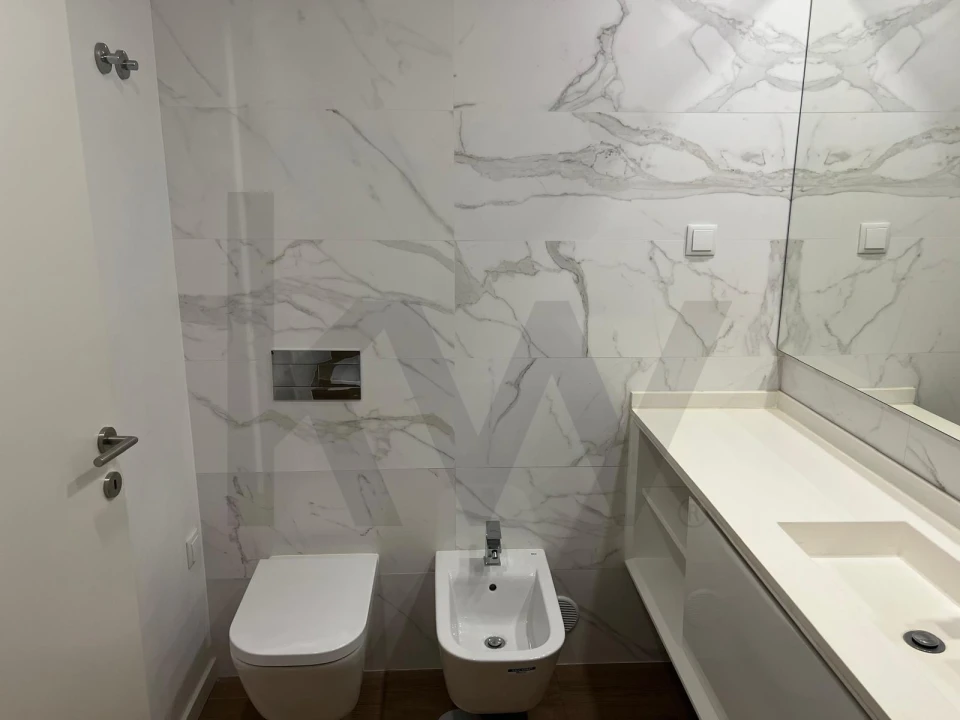 Apartamento T3 para Venda em Arroios Foto 12